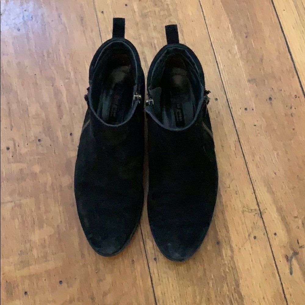 *well used!* Paul Green black suede boots
